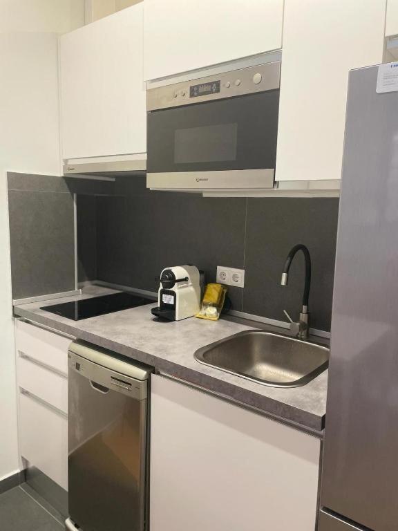 Exyca Plaza Castilla Мадрид Екстериор снимка