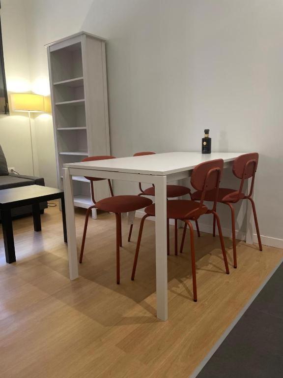 Exyca Plaza Castilla Мадрид Екстериор снимка